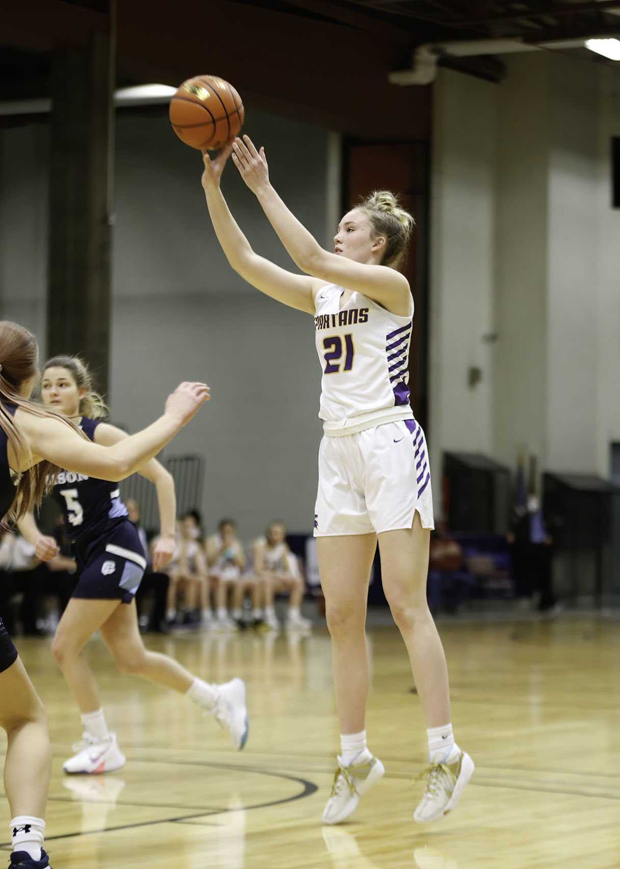 031221-ir-spt-girls-basketball-Sentinel-1.jpg